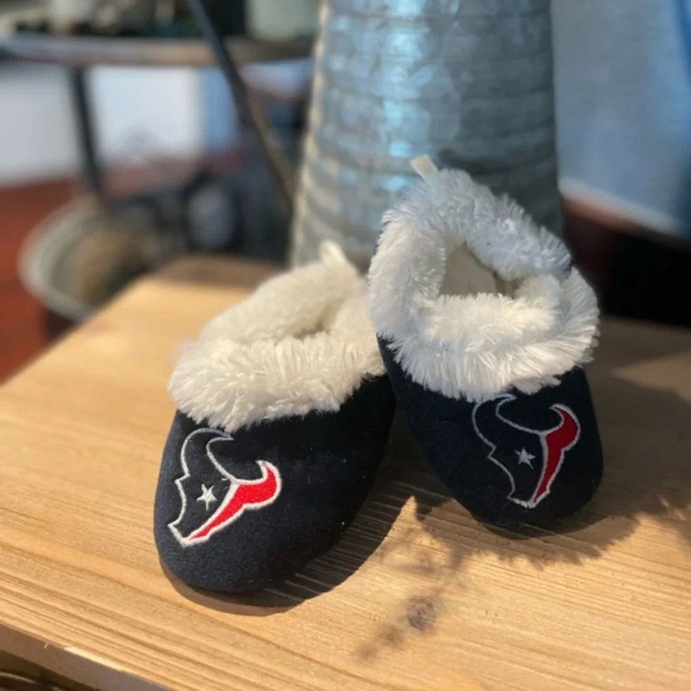 Nfl Houston Texans Baby Slippers size large Equivalent‎ 6/9 months infant